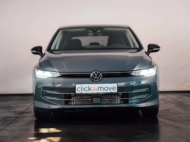 Volkswagen Golf view 3