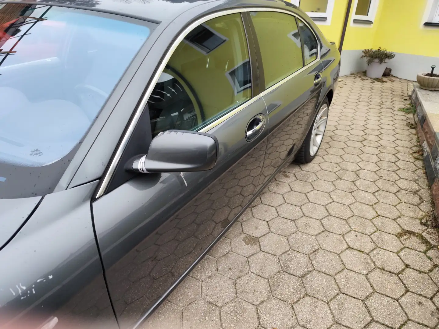 BMW 750 750Li Langversion mit Autogasanlage - 2