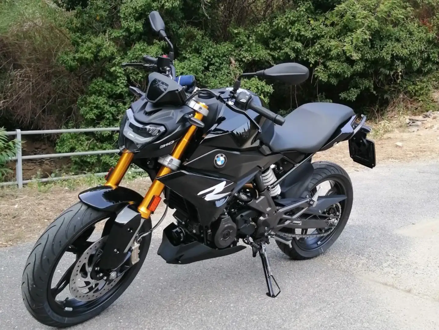BMW G 310 R 2022 Negru - 1
