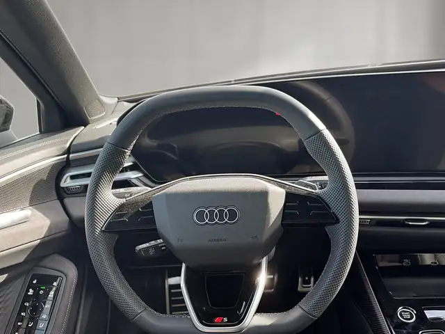 Audi A6 view 9