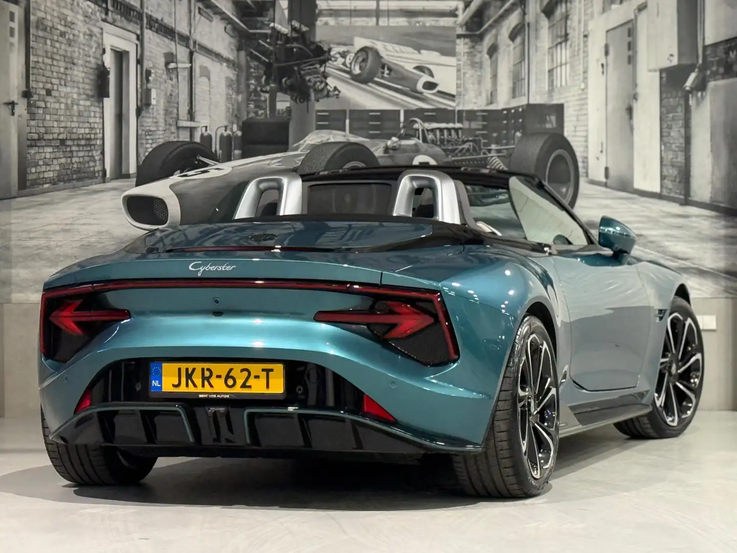 MG Cyberster 4WD GT 77kWh Azul - 2