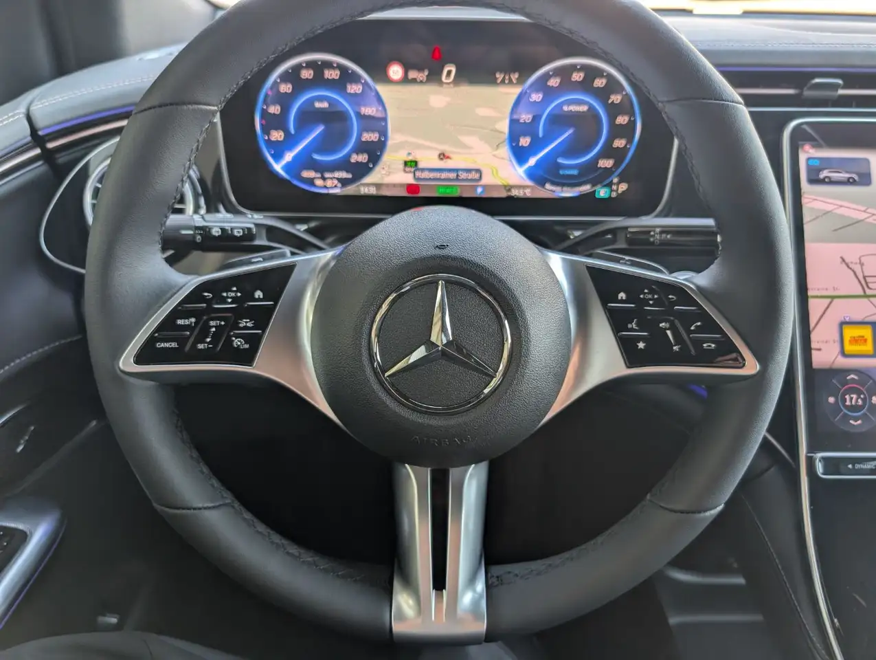 Mercedes-Benz EQE 350+ SUV Österreich-Edition, миниатюра 14