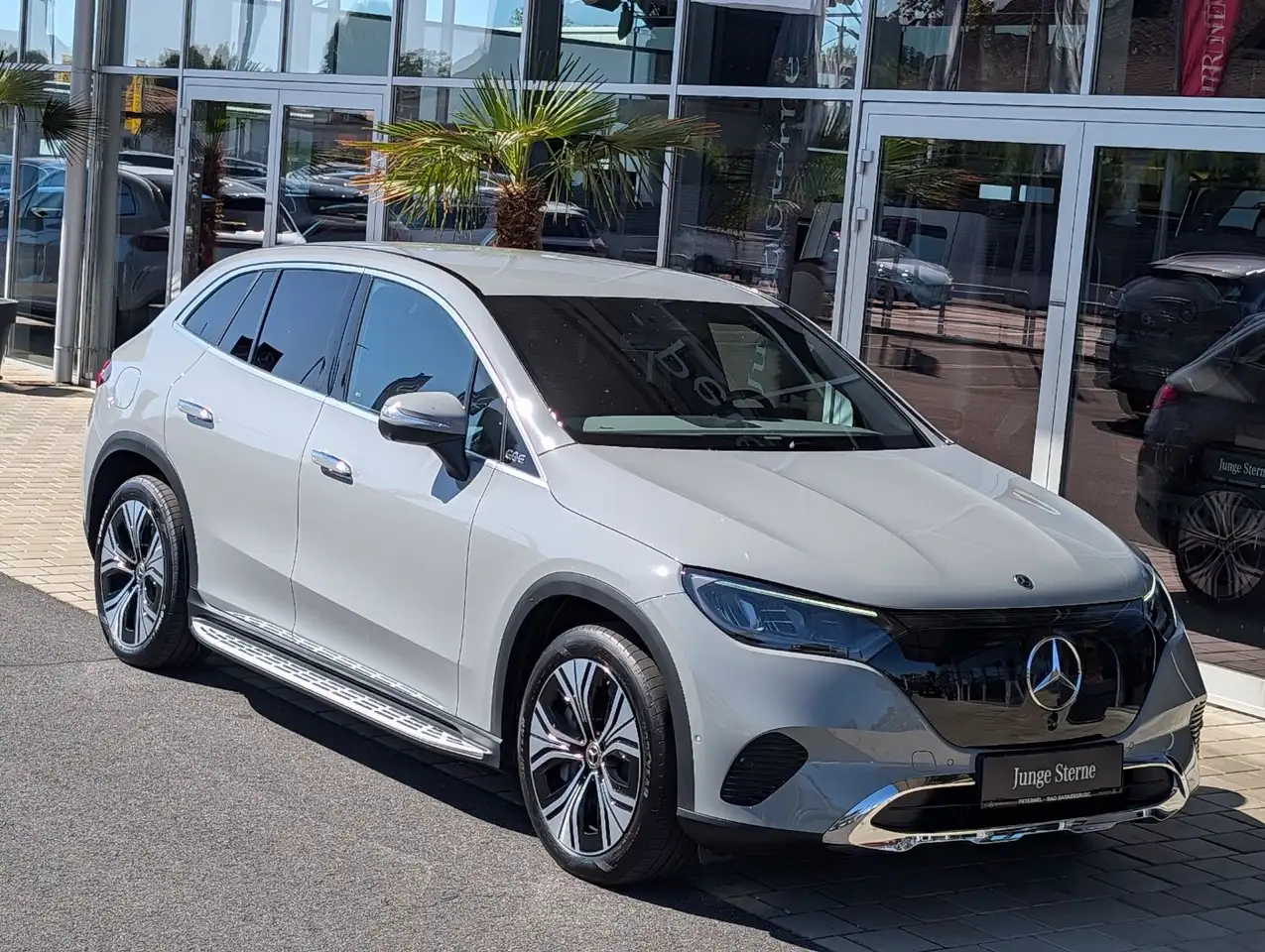 Mercedes-Benz EQE 350+ SUV Österreich-Edition, миниатюра 10
