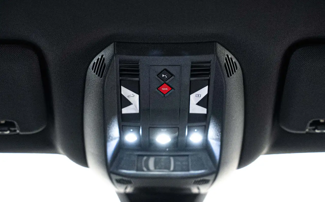 DS Automobiles DS 7 DS 7 1.5 BlueHDi Opera Incl. JA 19" - Cuir Nappa - Sièges chauf. et ventilés 23