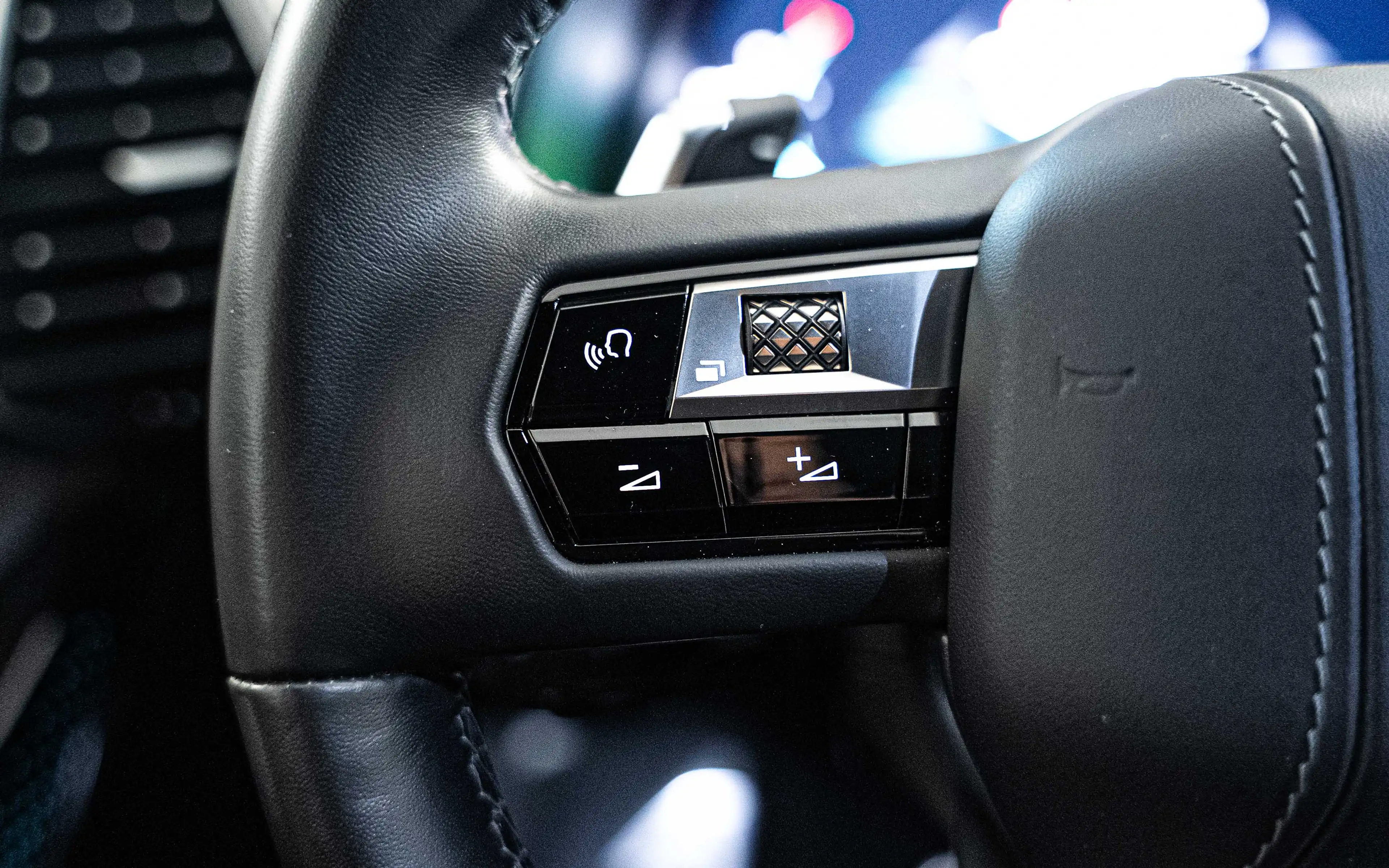 DS Automobiles DS 7 DS 7 1.5 BlueHDi Opera — photo 14
