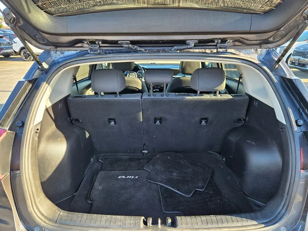 Kia Niro снимка Kia Niro