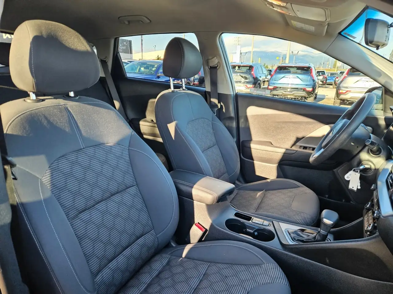 Kia Niro снимка Kia Niro