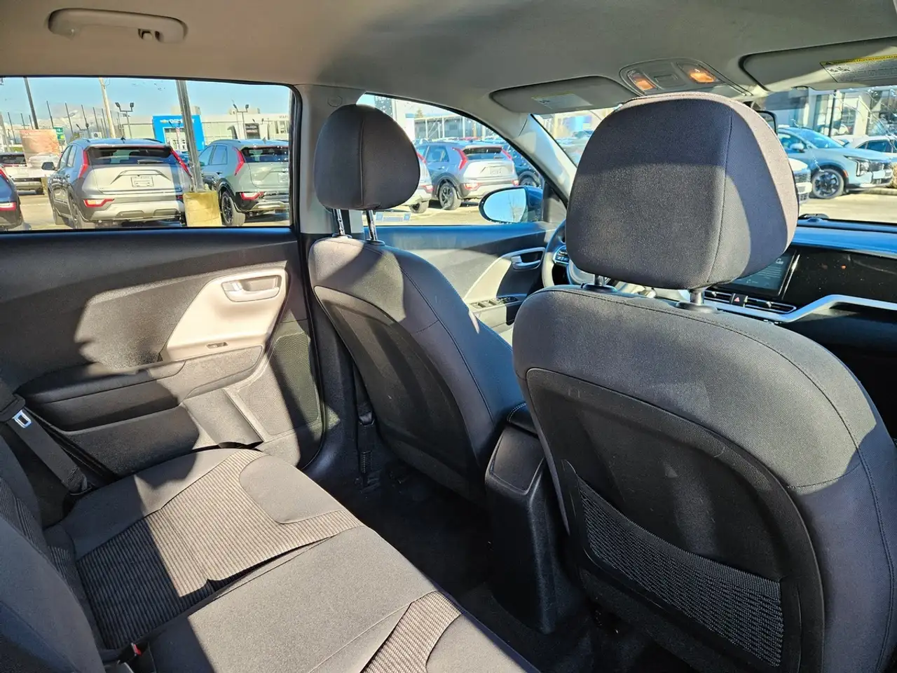 Kia Niro снимка Kia Niro