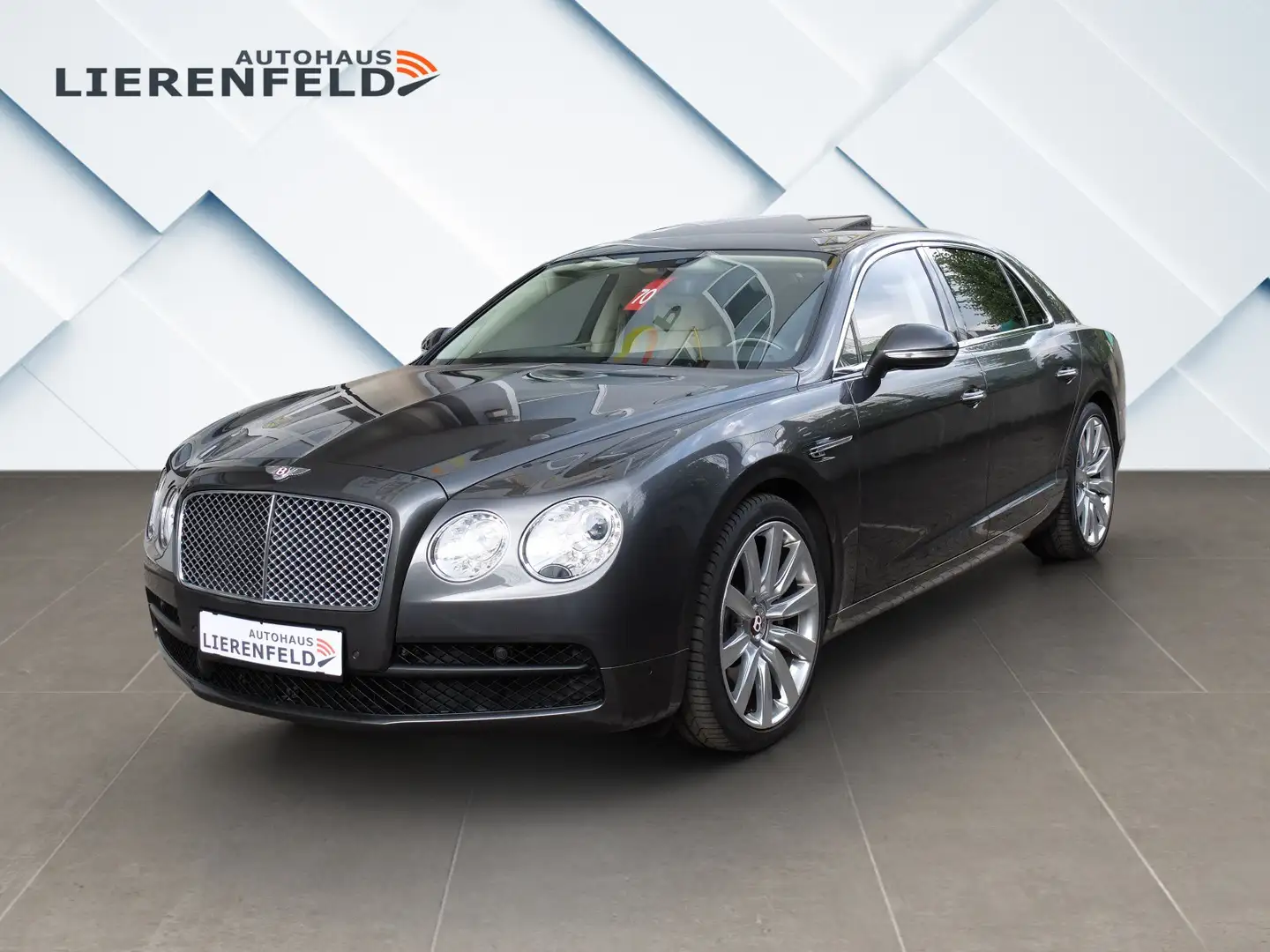 Bentley Flying Spur 4.0 V8 nur 26 Tkm Grau - 1
