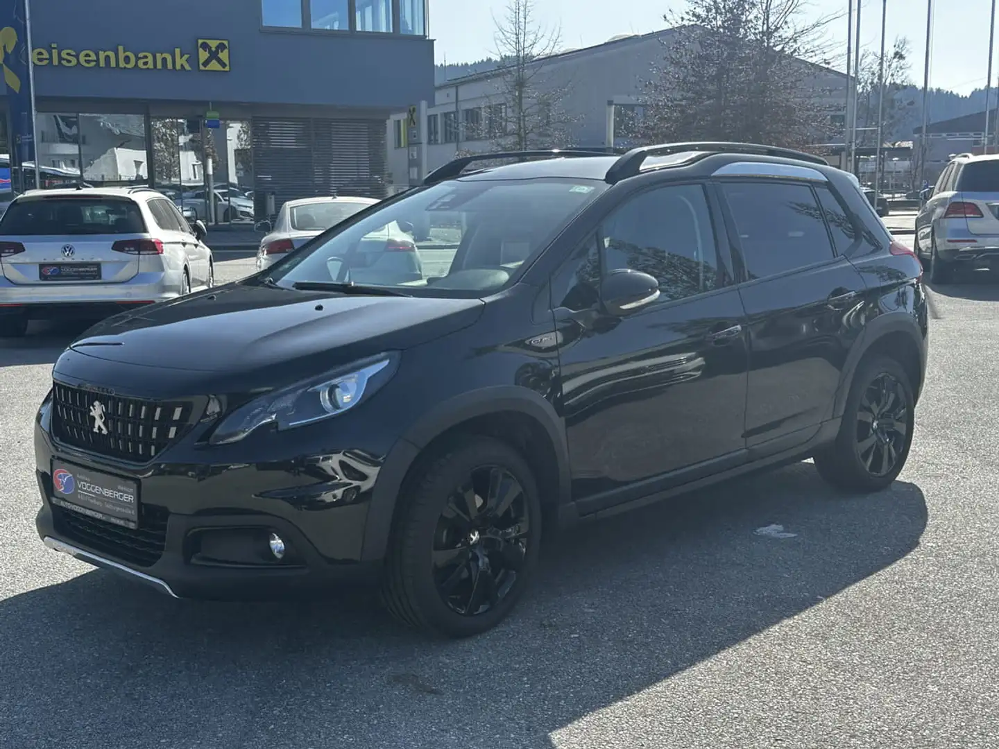 Peugeot 2008 2008 1,5 BlueHDi 120 GT Line S&S EAT6 Schwarz - 1