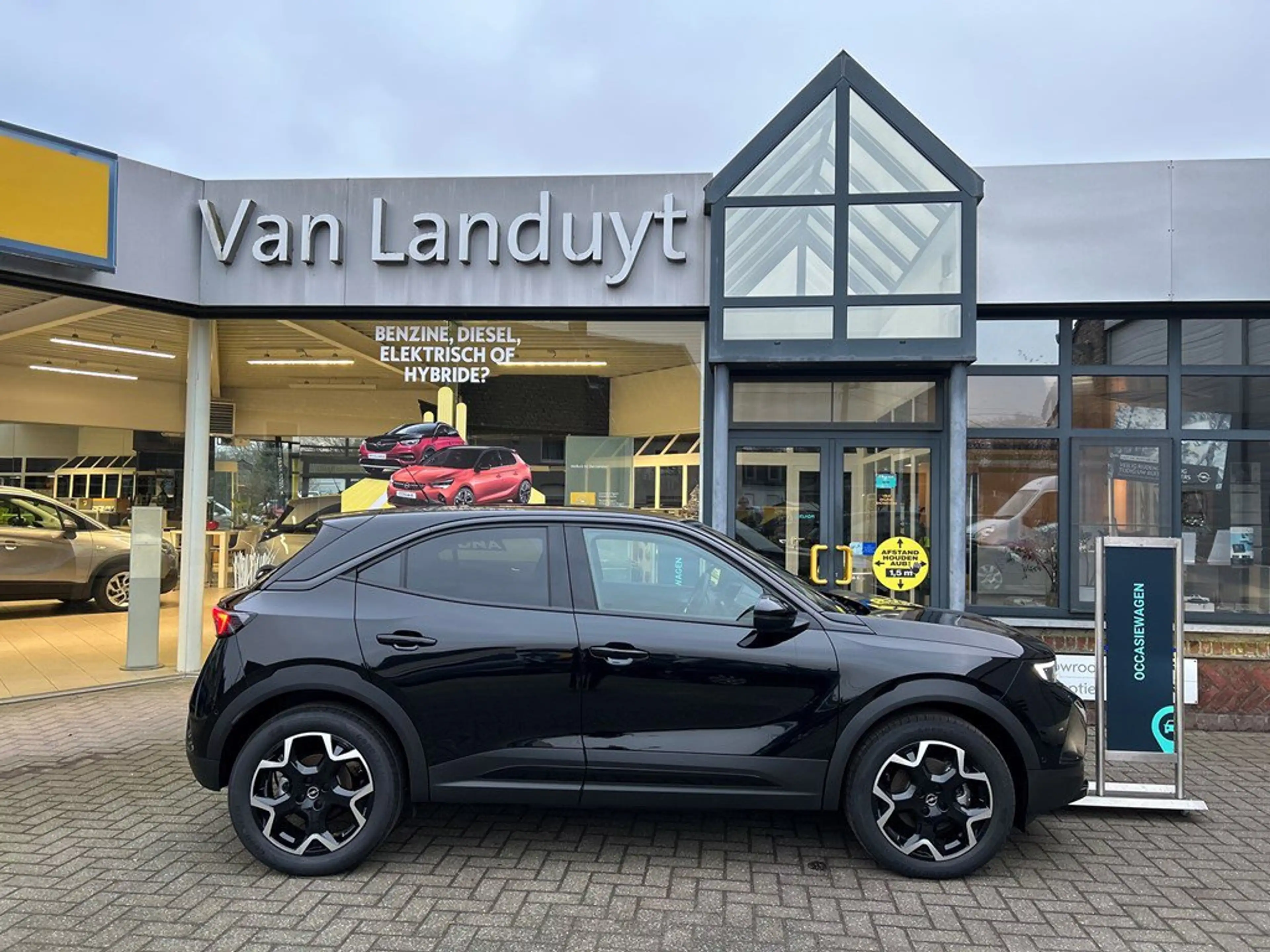 Opel Mokka-E Opel Mokka Ultimate Elektrisch — photo 3