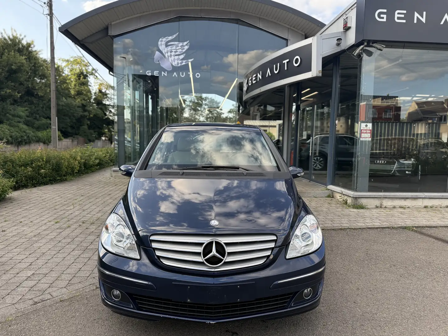 Mercedes-Benz B 150 Special Edition Cuir Volant Multifonction Airco Albastru - 2