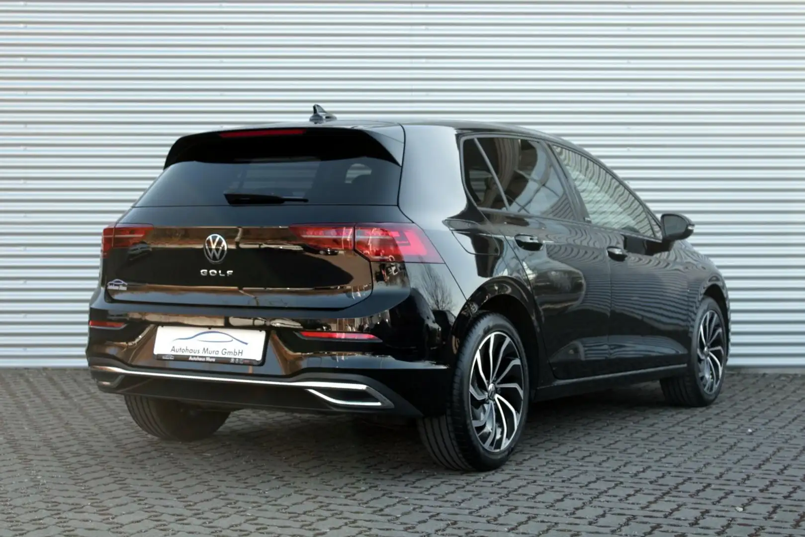 Volkswagen Golf Life 1.5TSI IQ LED LM17 Harman NAVI Negro - 2