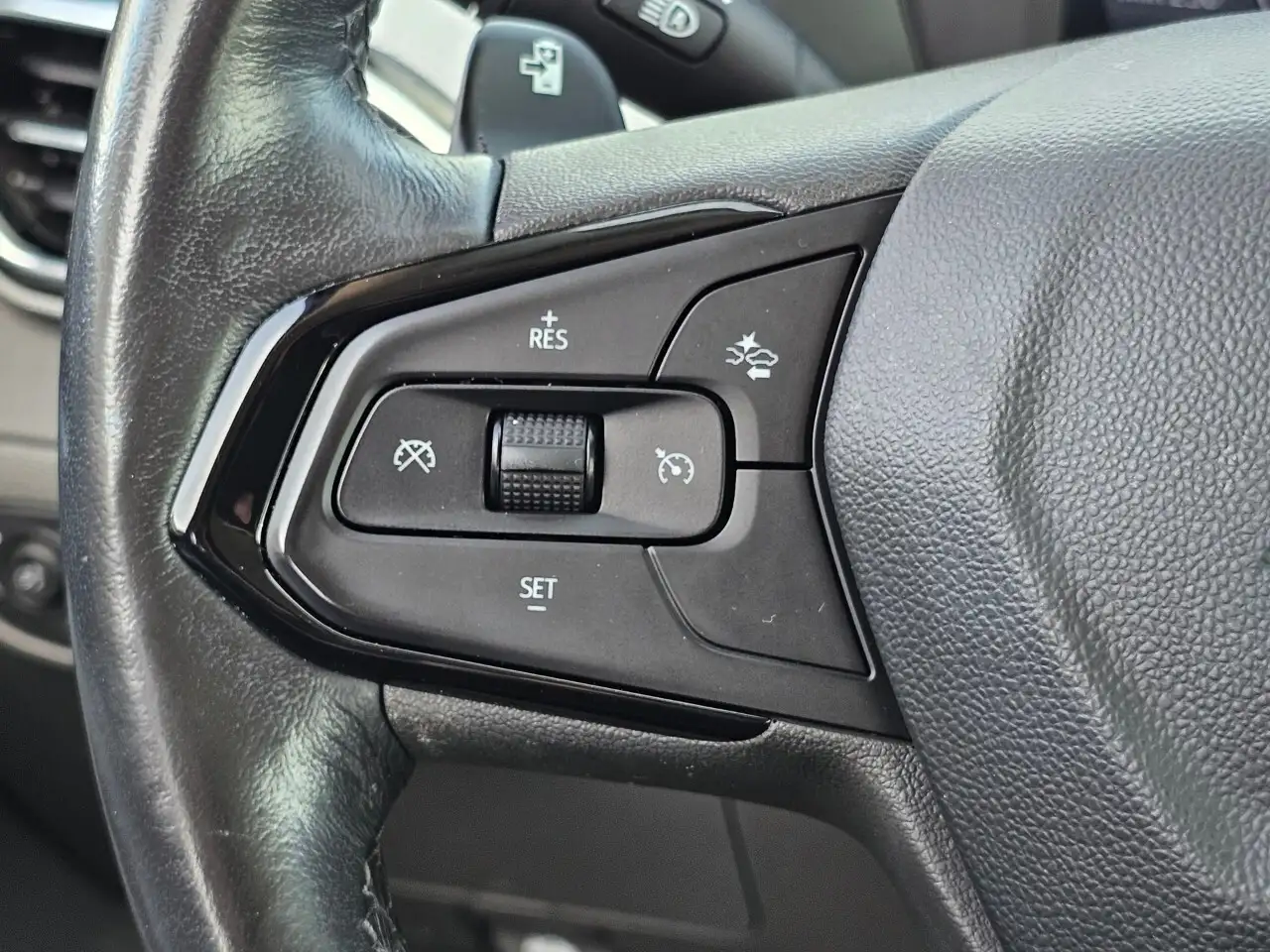 Chevrolet Bolt снимка Chevrolet Bolt