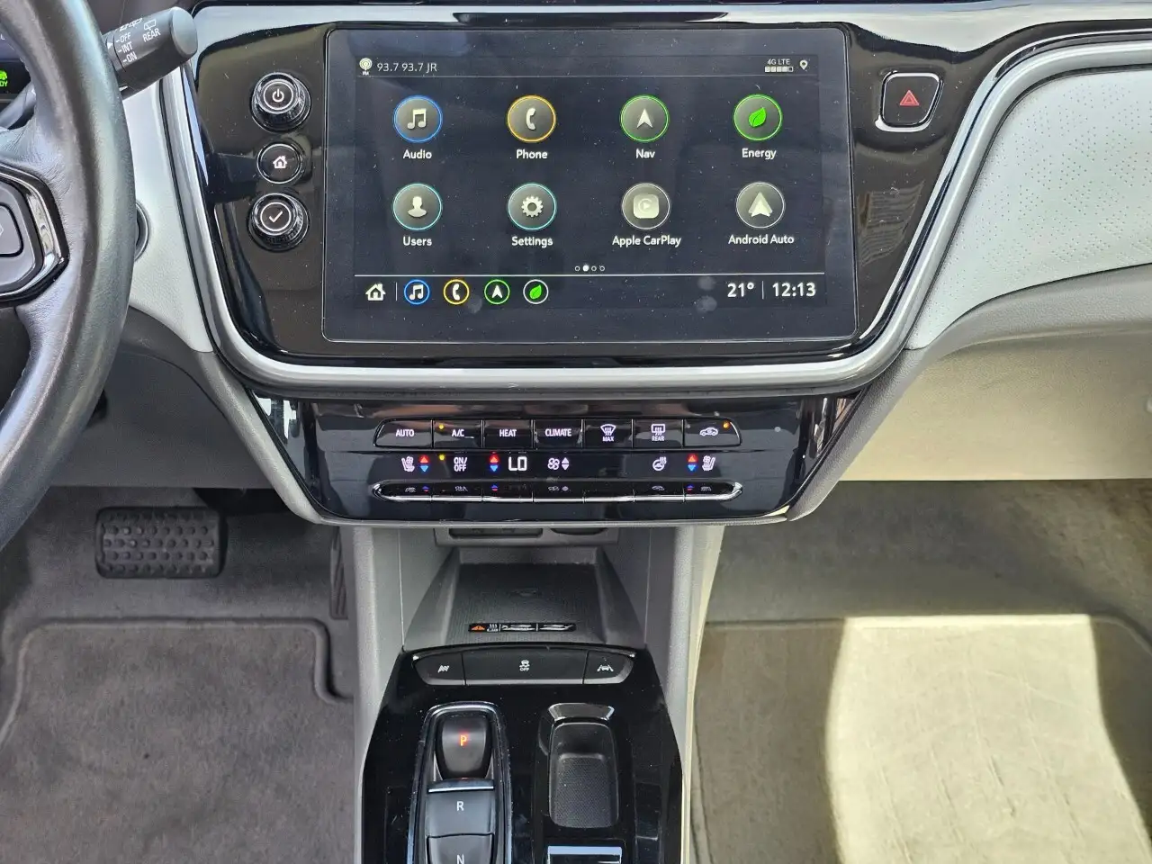 Chevrolet Bolt снимка Chevrolet Bolt