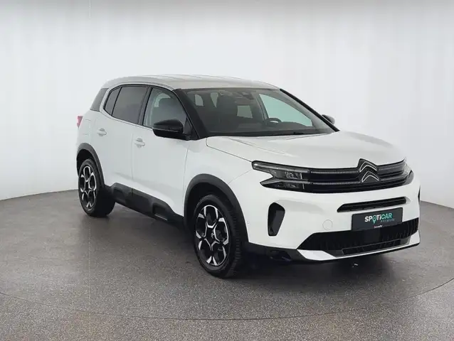 Citroen C5 Aircross view 3