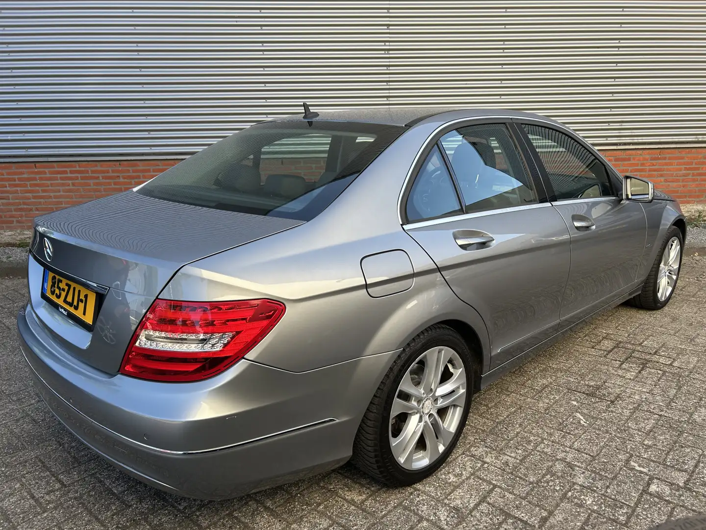 Mercedes-Benz C 180 Business Class 125! Avantgarde | Climate Control | Grijs - 2
