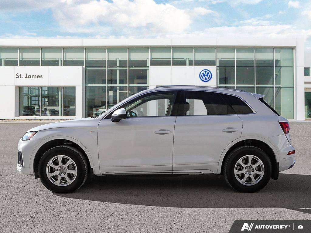 2022 Audi Q5 Progressiv | LOCAL ONE OWNER | NAVIGATION | 2,000 cc 4 cyl alt 2