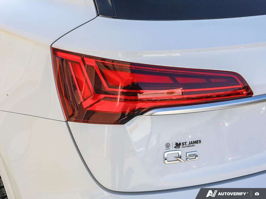 2022 Audi Q5 Progressiv | LOCAL ONE OWNER | NAVIGATION | 2,000 cc 4 cyl thumb 16
