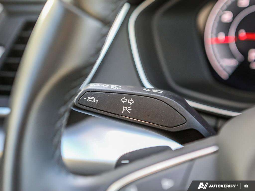 2022 Audi Q5 Progressiv | LOCAL ONE OWNER | NAVIGATION | 2,000 cc 4 cyl thumb 23