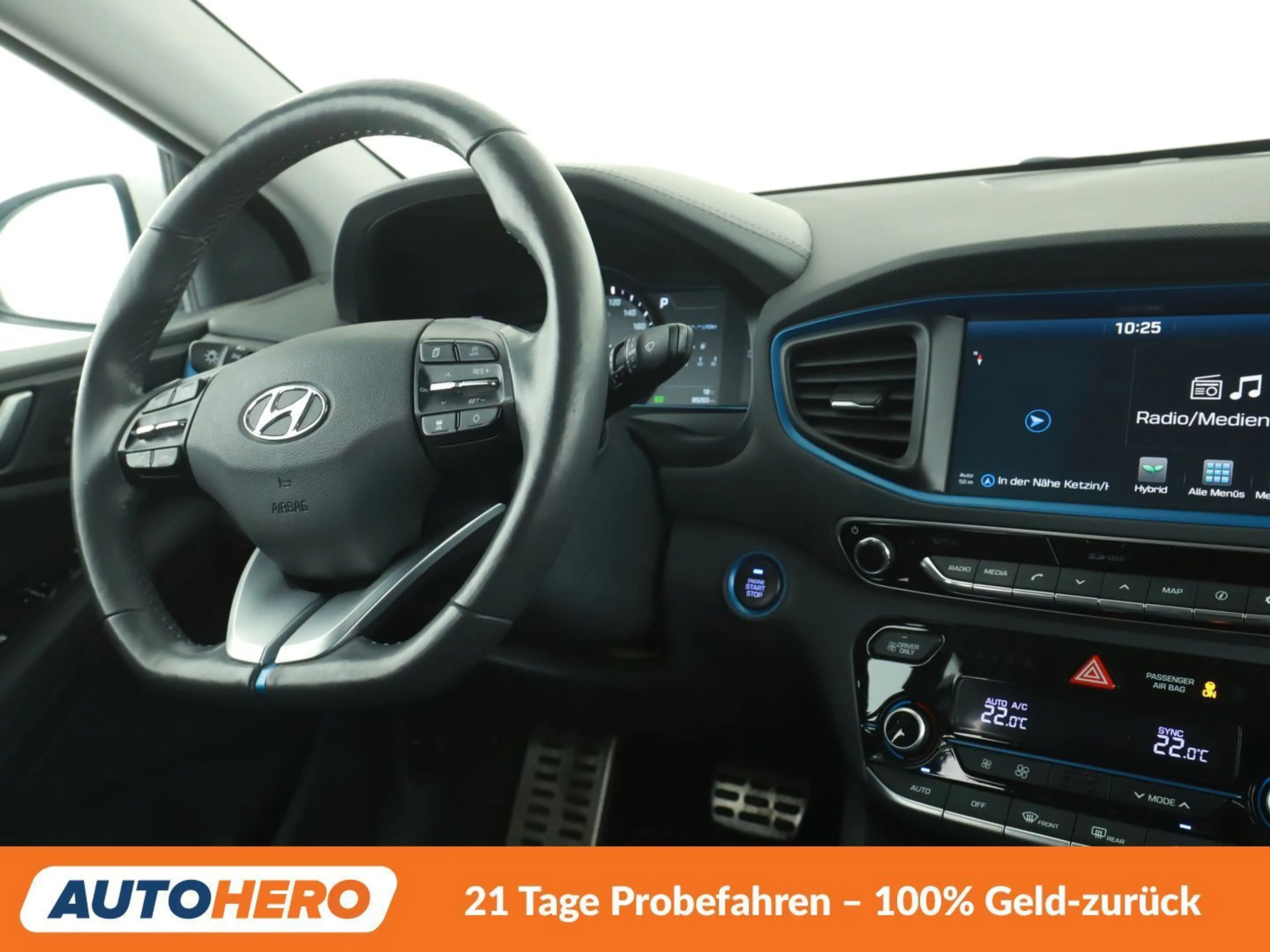 Hyundai IONIQ 1.6 Hybrid Premium Aut.*NAVI*BI-XENON*ACC*PDC*SHZ* — photo 13