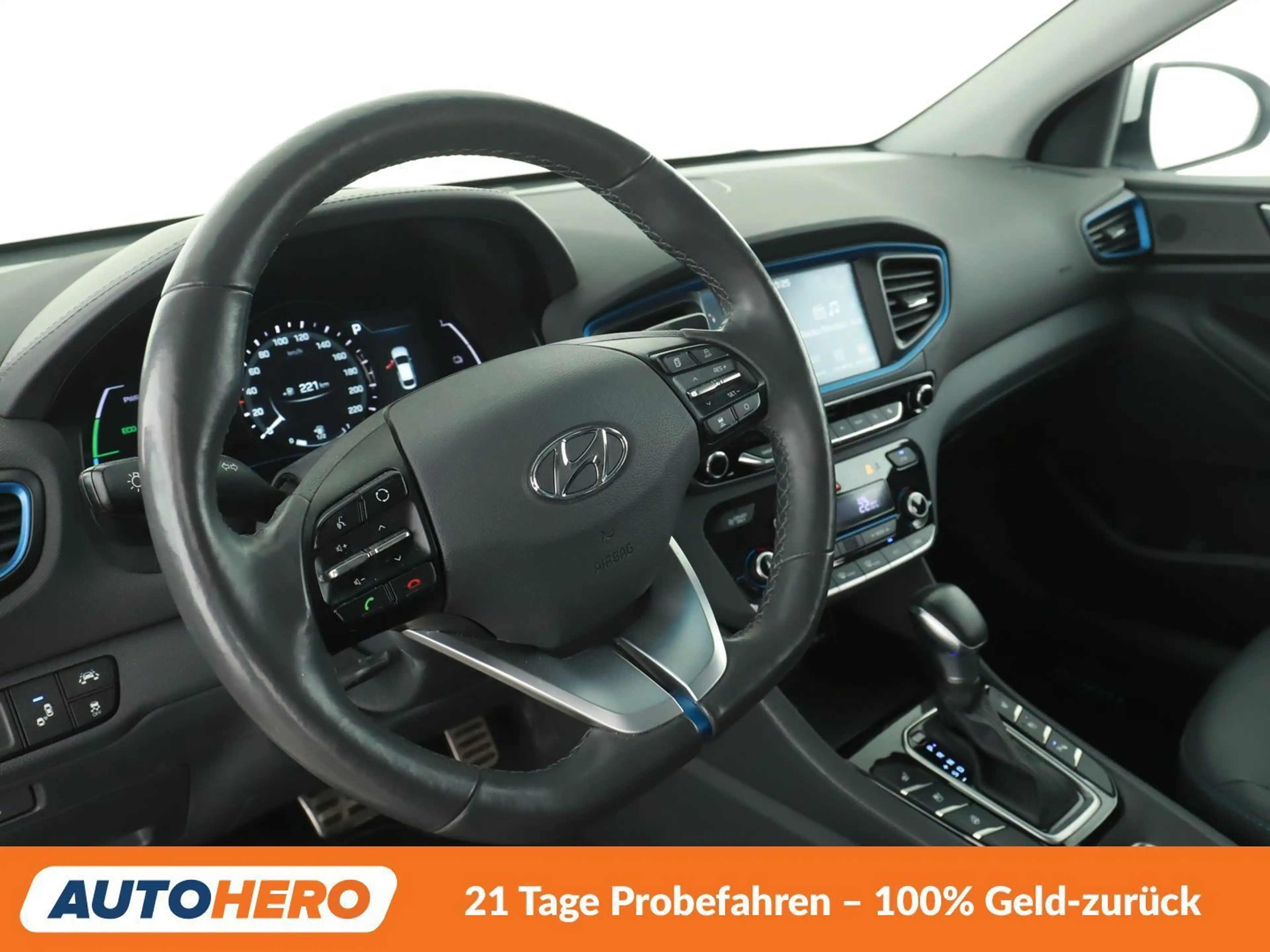 Hyundai IONIQ 1.6 Hybrid Premium Aut.*NAVI*BI-XENON*ACC*PDC*SHZ* — photo 11
