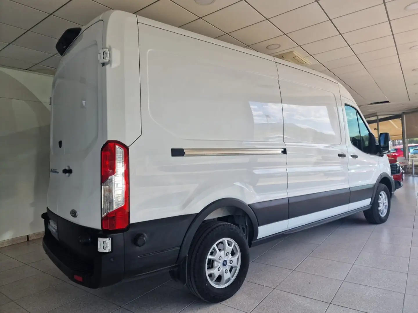 Ford Transit FT 350 L3 Van Trend 269 batería 116 Blanco - 2
