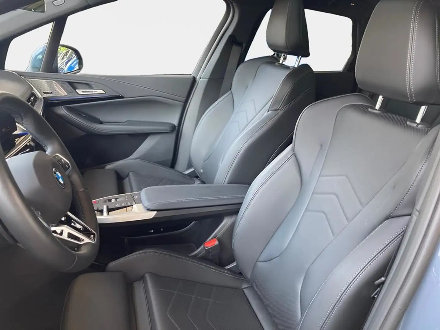 BMW 223 M Sport Grau - 1