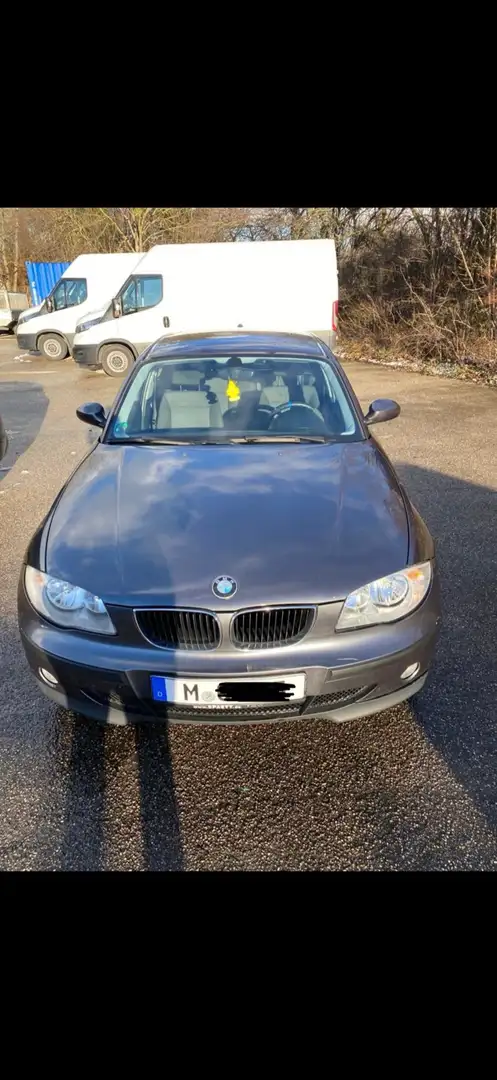 BMW 118 118d Blau - 1