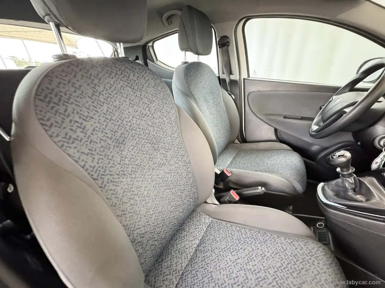 Lancia Ypsilon 2022 — фото 7