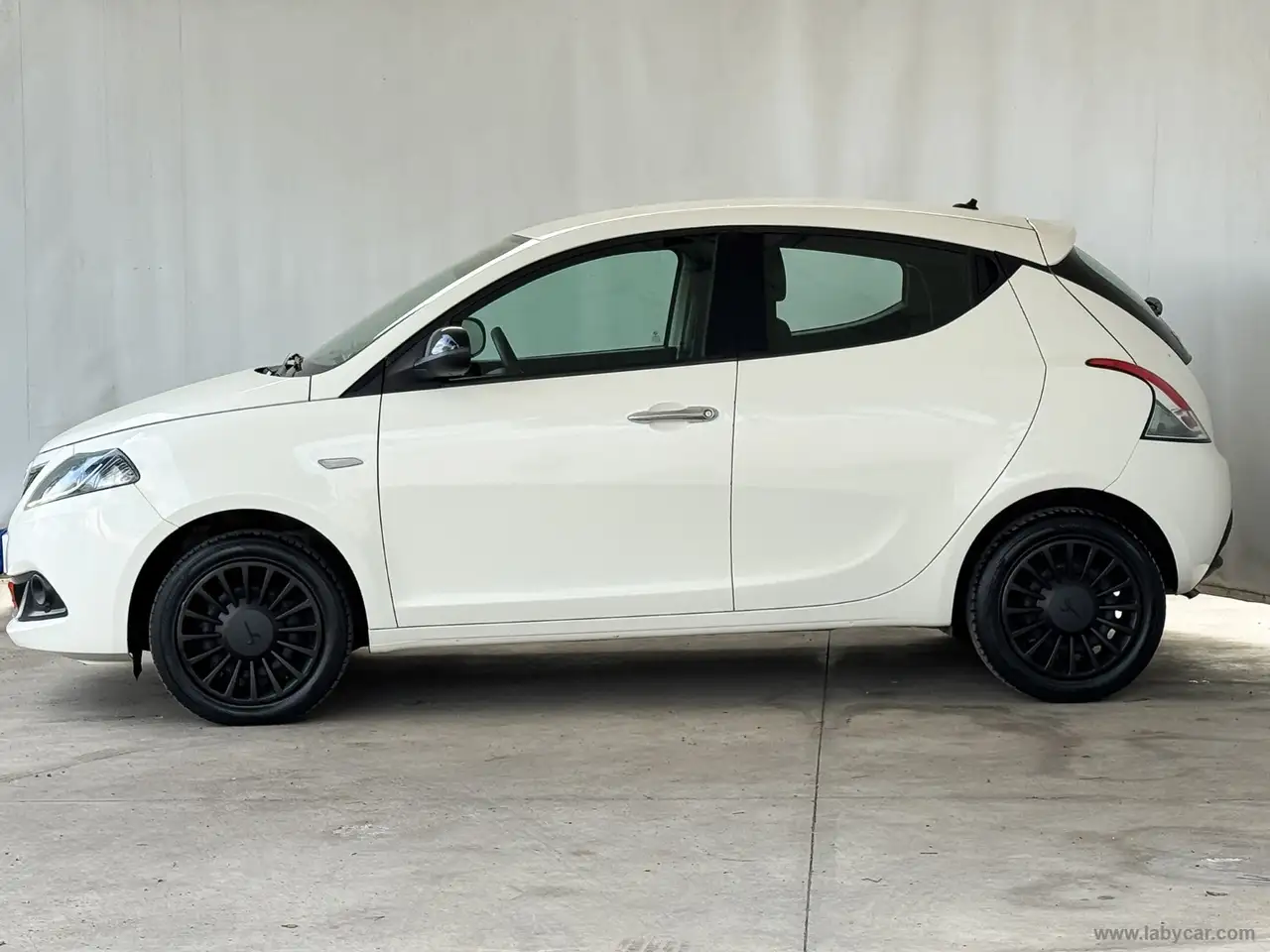 Lancia Ypsilon 2022