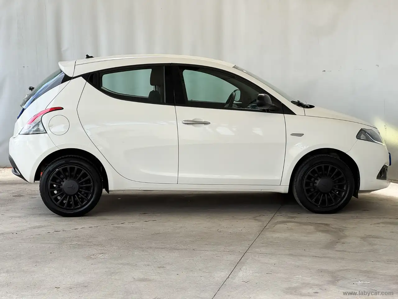 Lancia Ypsilon 2022