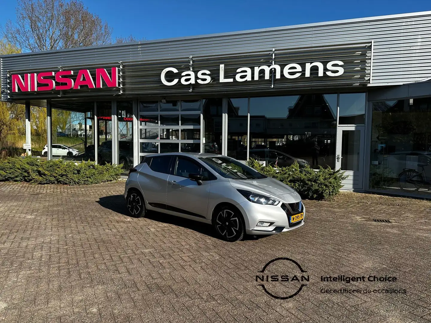 Nissan Micra 1.0 IG-T 92pk N-Design Gris - 1