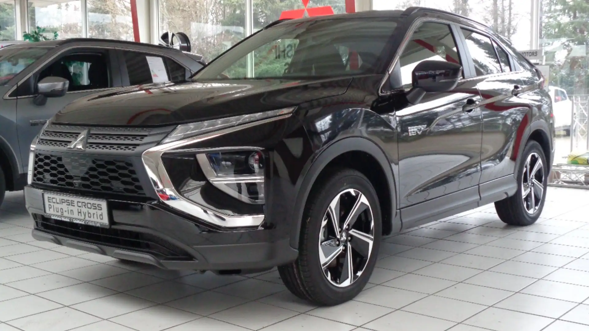 Mitsubishi Eclipse Cross 2.4 PLUG-IN HYBRID 4WD Select Schwarz - 1