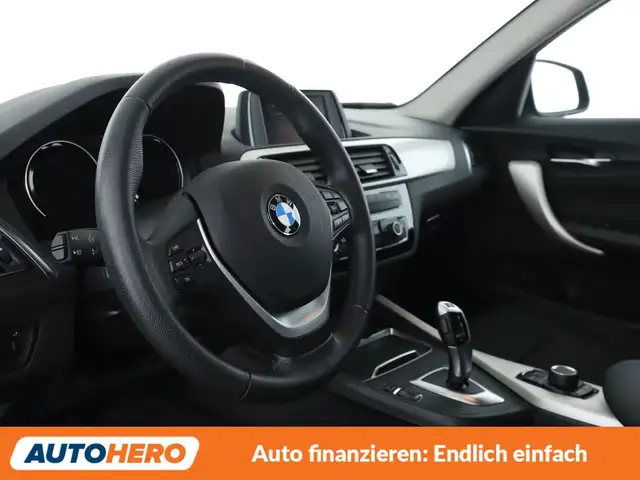 BMW 1 Series view 11