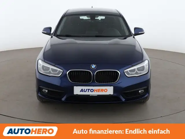 BMW 1 Series view 9