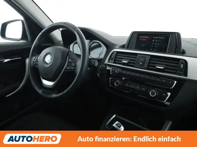 BMW 1 Series view 13