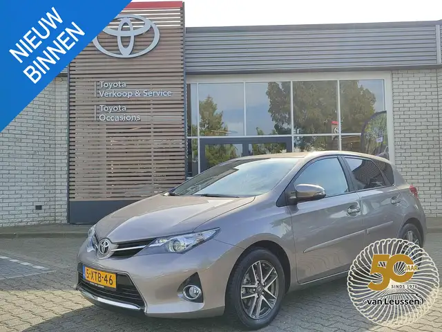 Toyota Auris 1.6 TREND TREKHAAK 1300KG TREKGEW 1E-EIG NL-AUTO D