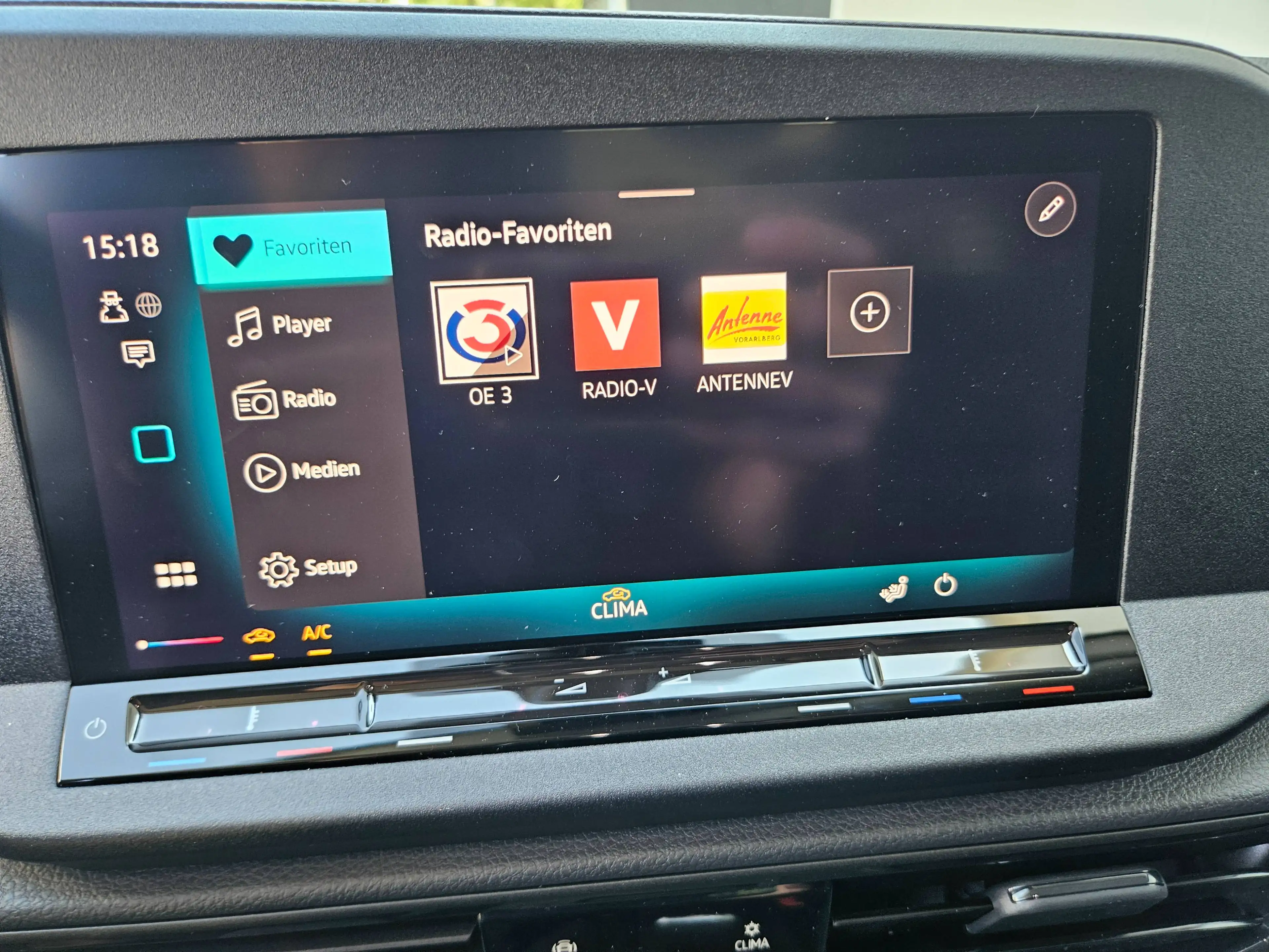Volkswagen Caddy Cargo Maxi TDI 4Motion "AHV, App-Connect" — photo 11