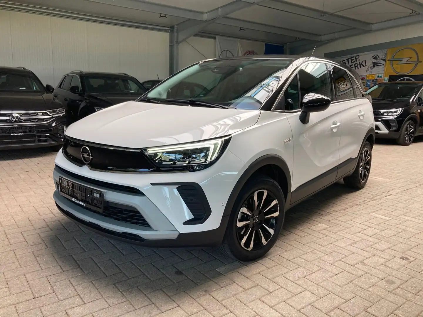 Opel Crossland X 1.2 Turbo Elegance RFK LED PDC Navi Weiß - 1