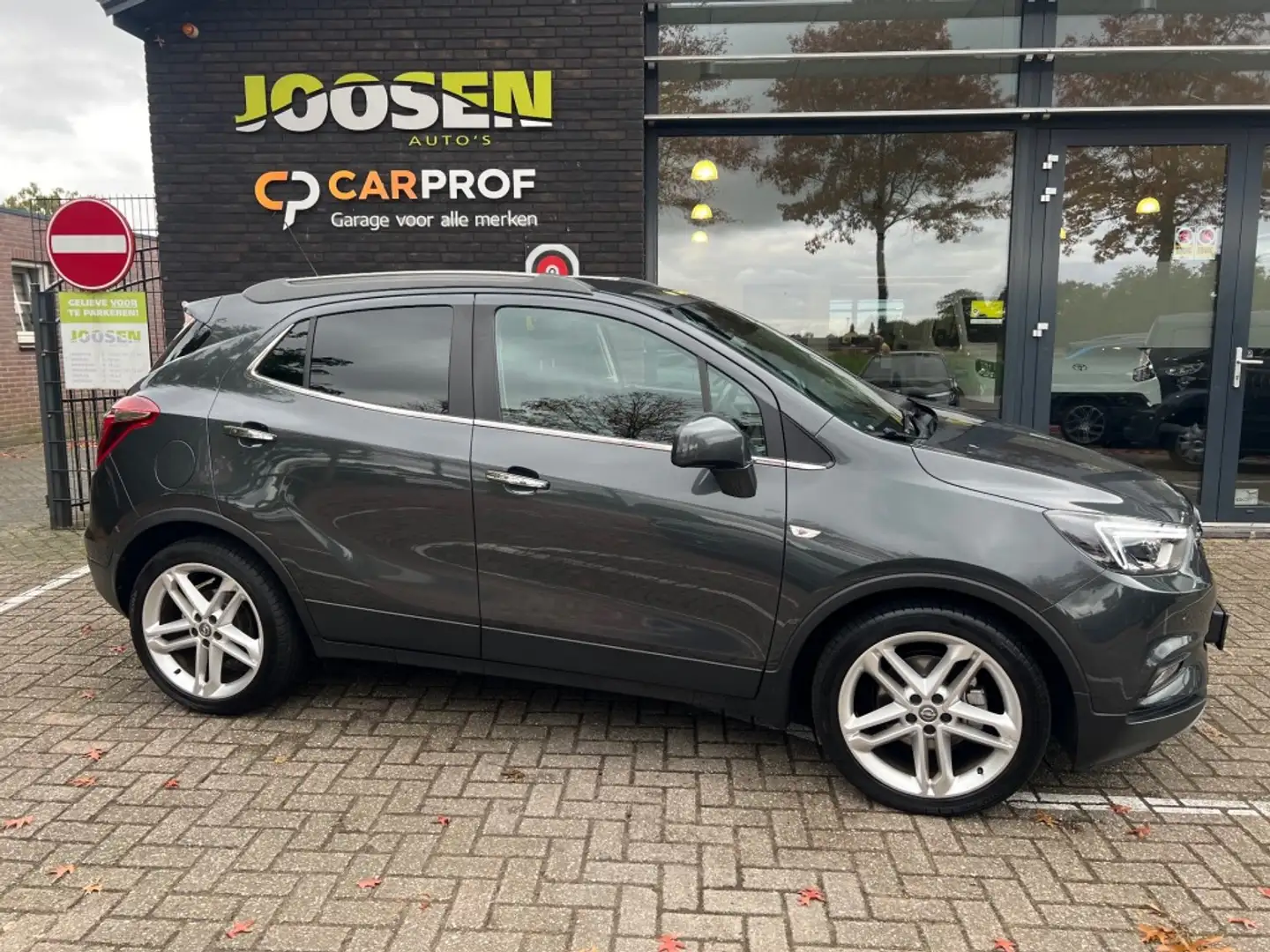 Opel Mokka 1.4 TURBO INNOVATION Grijs - 2
