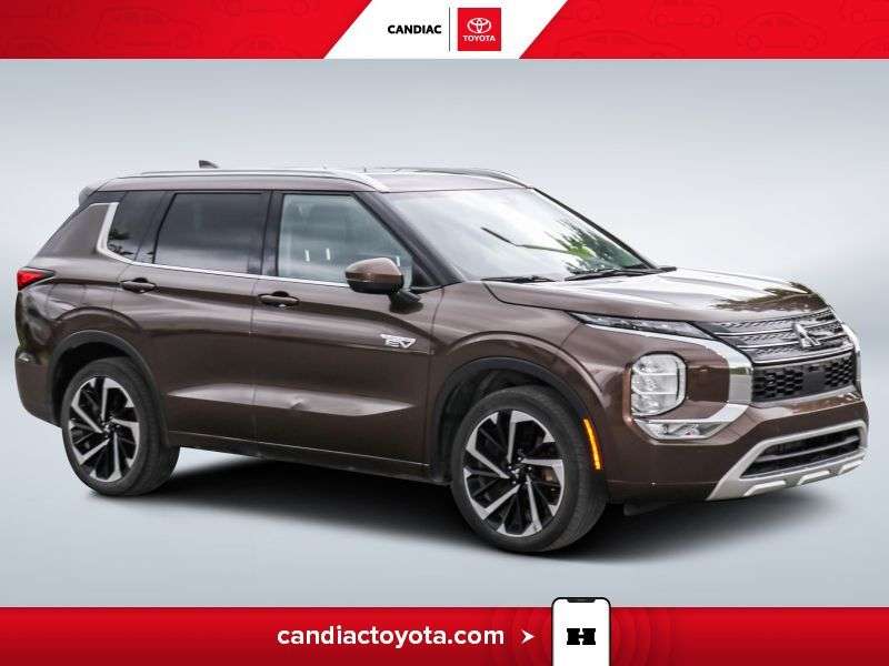 2023 Mitsubishi Outlander GT AWD - CUIR - TOIT OUVRANT -MAGS