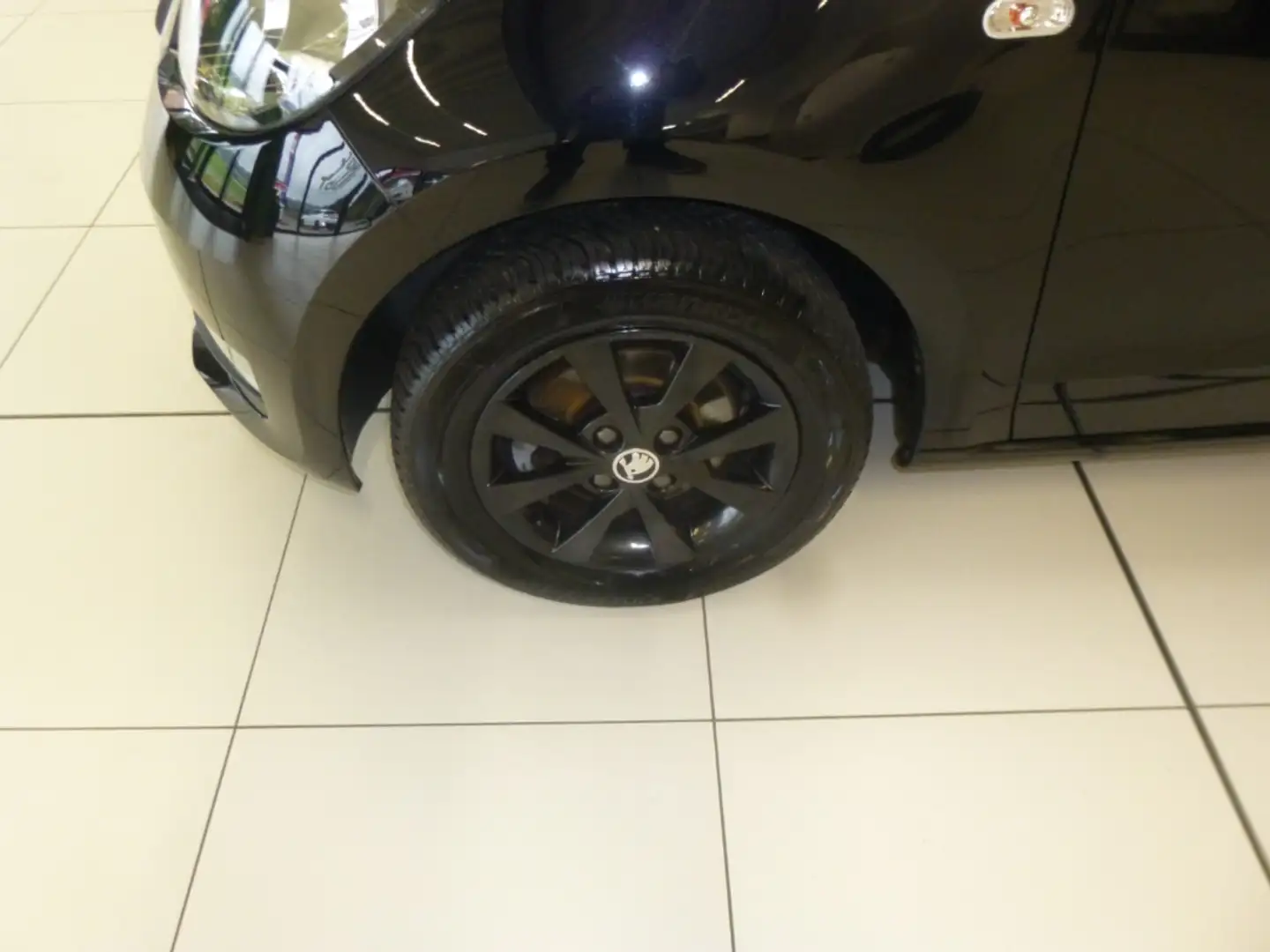 Skoda Citigo Style 1.0 EU6d-T Schwarz - 2