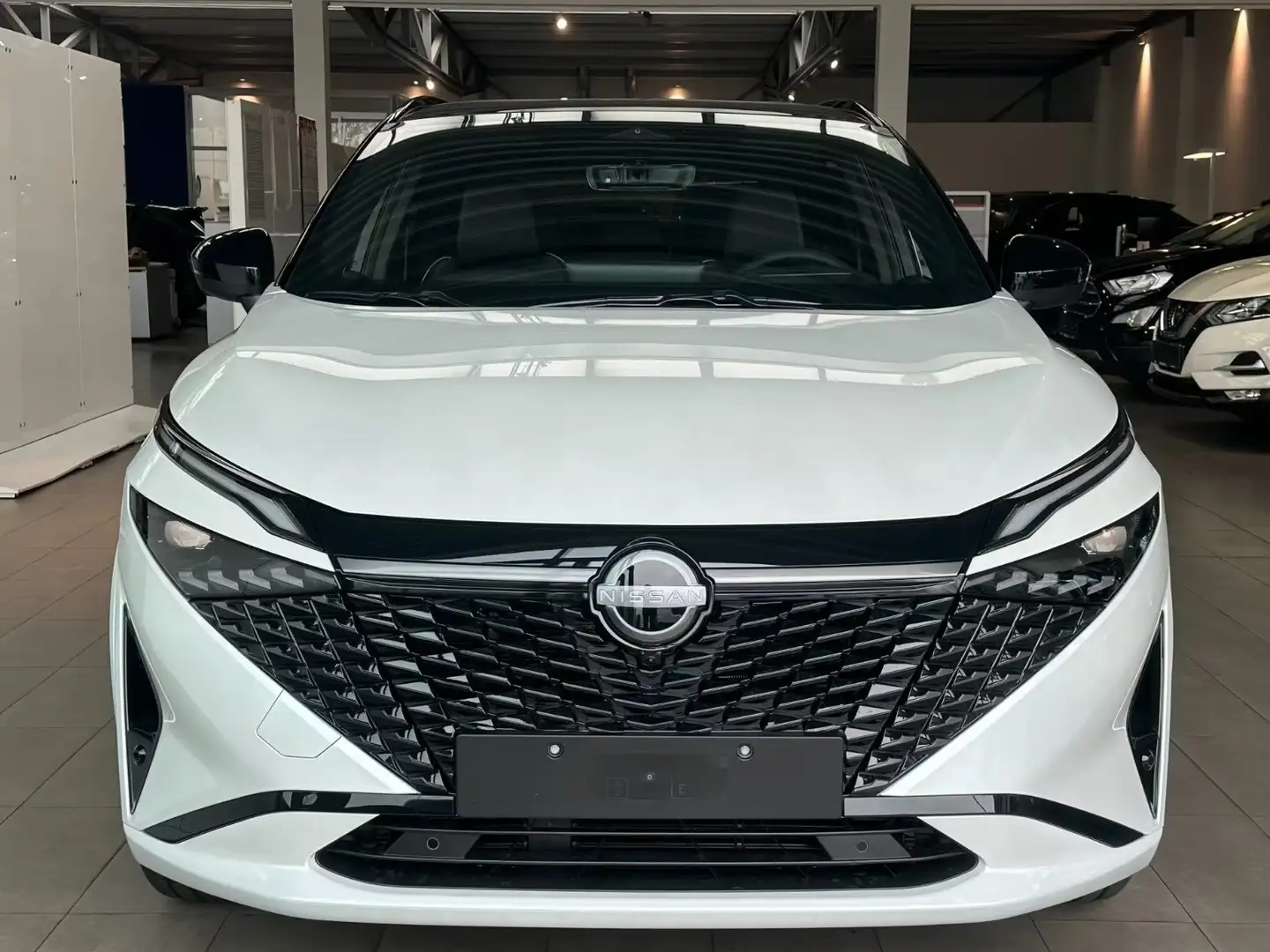 Nissan Qashqai Qashqai 1.5 VC-T e-Power 205PS N-Design Komfort+ Weiß - 2