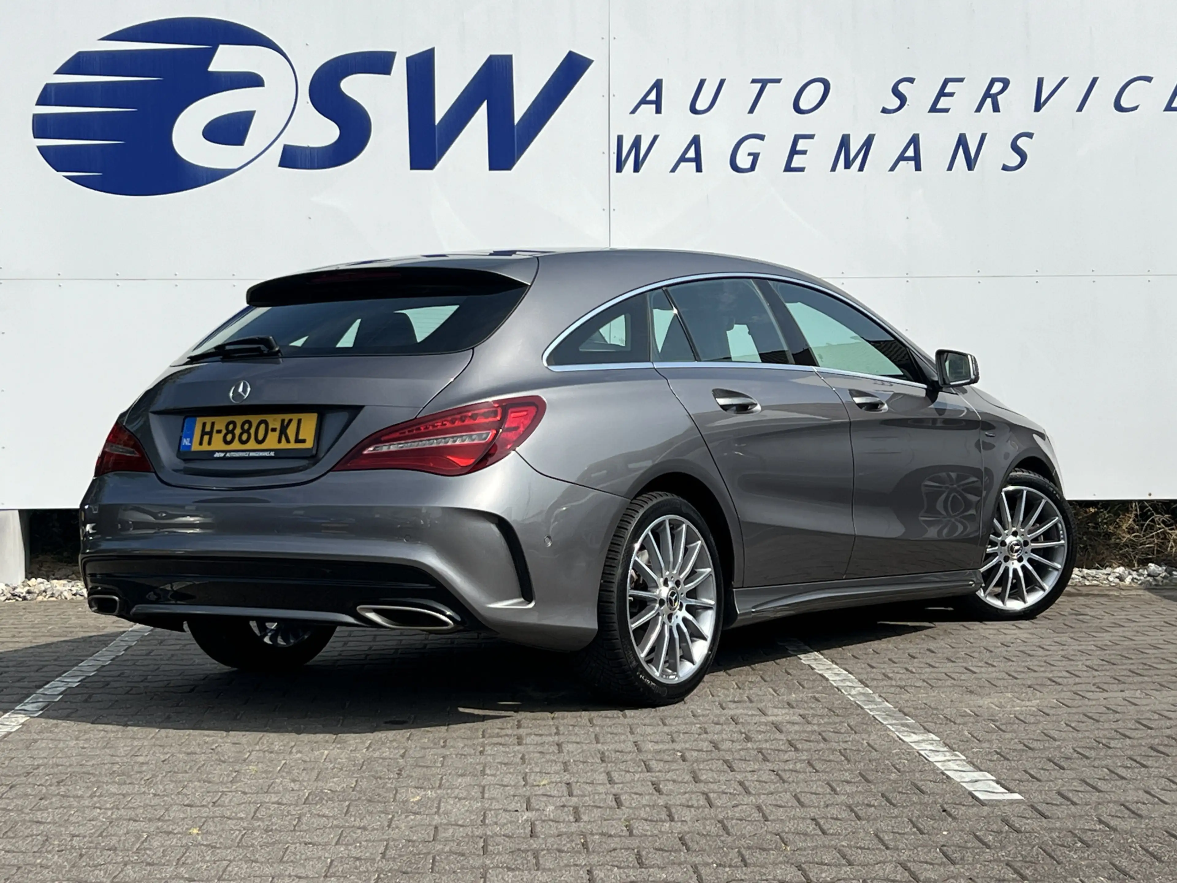 Mercedes-Benz CLA 200 Shooting Brake Prestige | AMG-Line | Leder | LED | — photo 2