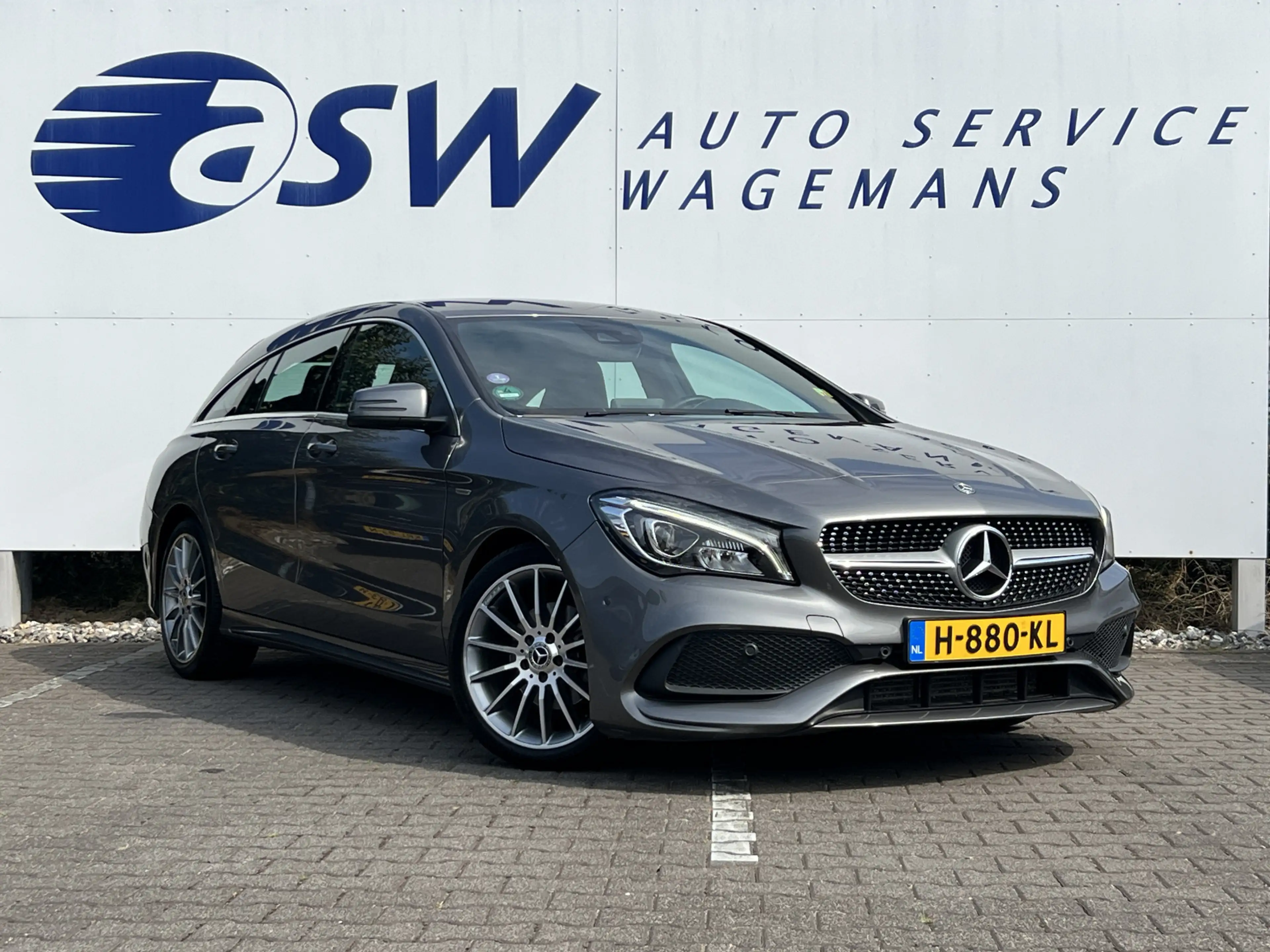 Mercedes-Benz CLA 200 Shooting Brake Prestige | AMG-Line | Leder | LED | — photo 3