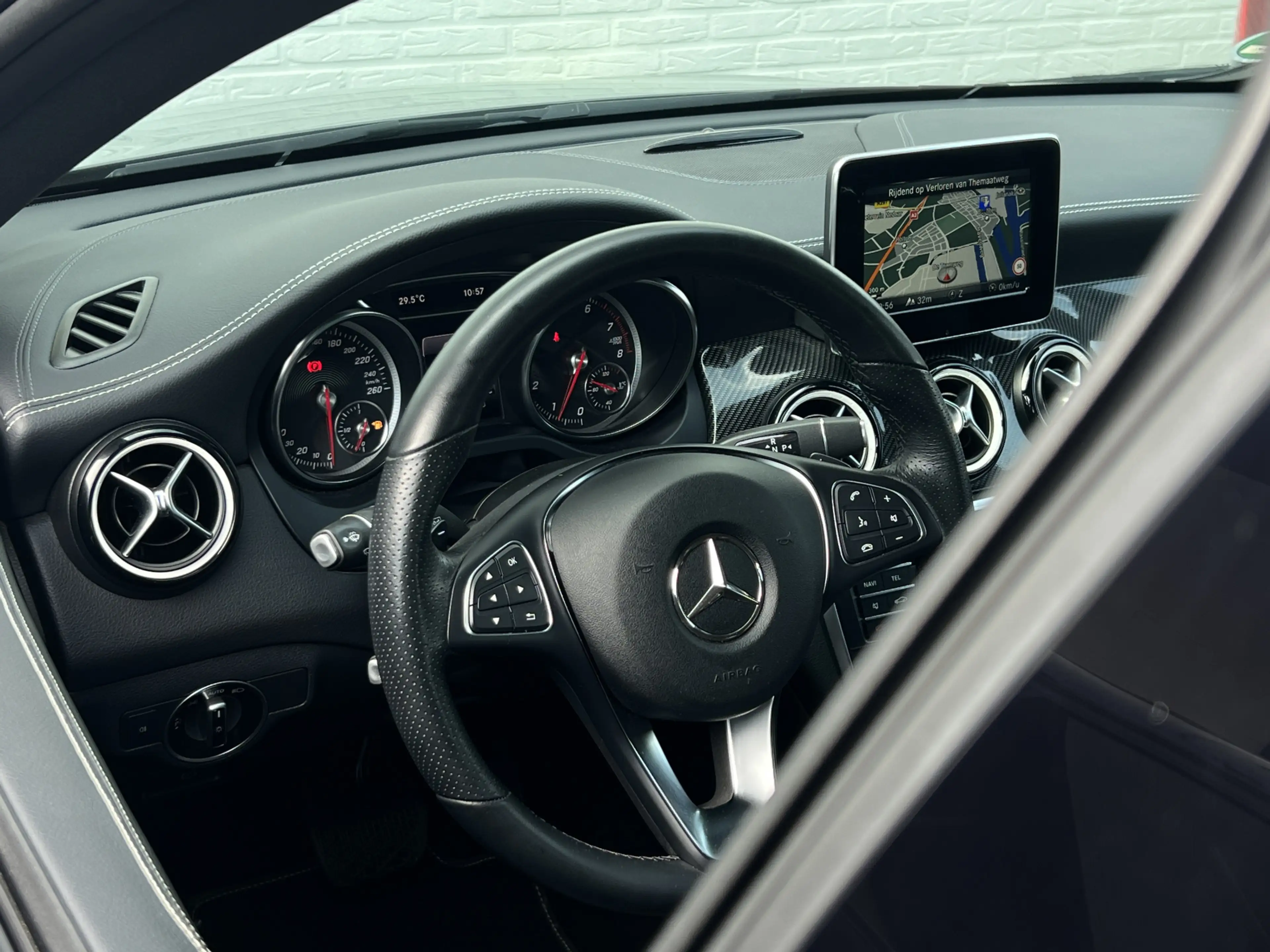 Mercedes-Benz CLA 200 Shooting Brake Prestige | AMG-Line | Leder | LED | — photo 8