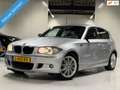 BMW 118 1-serie 118i 143PK M-pakket| Stoelverwarming!! Grau - thumbnail 1