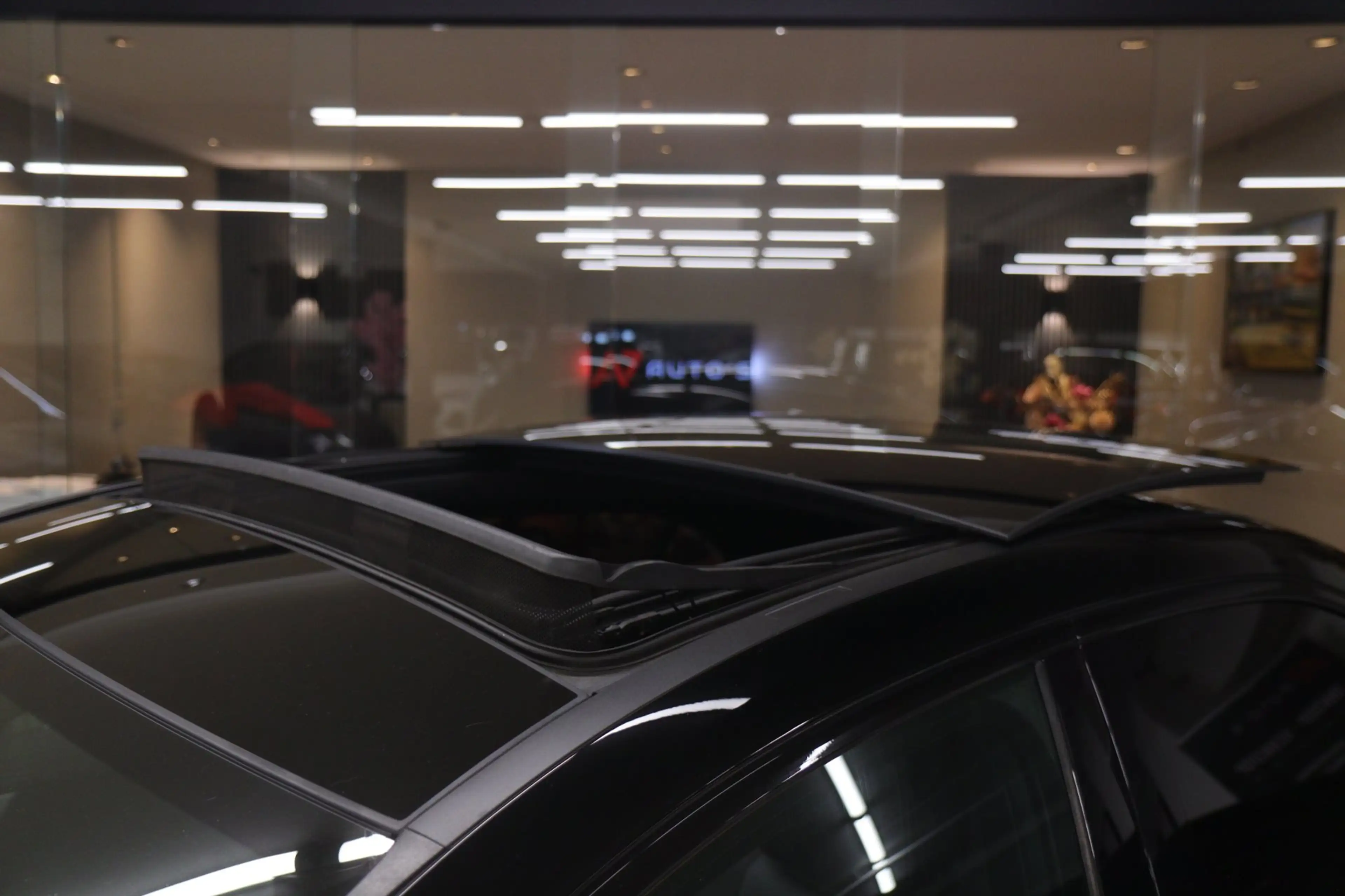 Mercedes-Benz A 250 e Premium Plus AMG NIGHT PAKKET PANO/BLACKSTYLE/CA — photo 5
