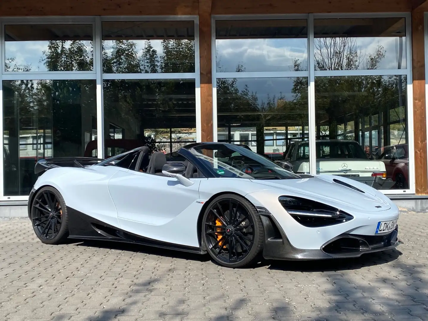 McLaren 720S Spider Novitec Bodykit Lift Garantie B&W Blanc - 1